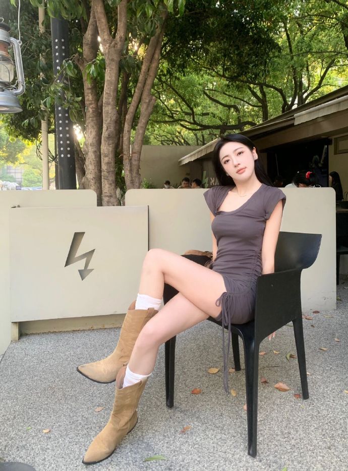 惊悚氛围一角 · 可靠